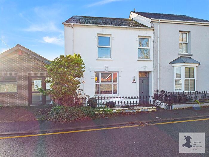 4 Bedroom End Terrace House For Sale In Napier Street, Cardigan, SA43