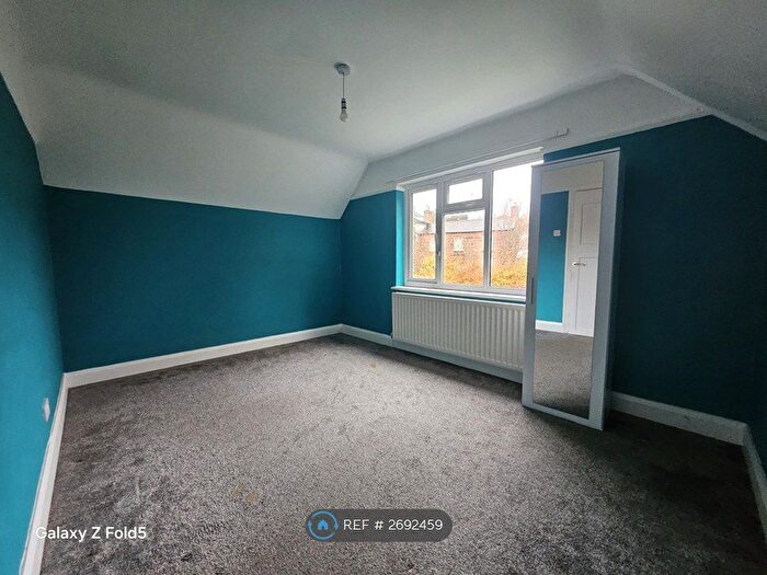 4 Bedroom Flat To Rent In Village Road, Heswall, Wirral, CH60