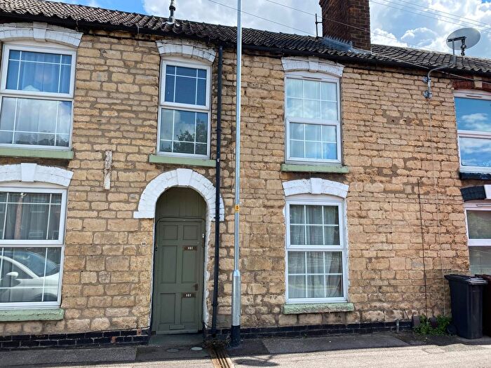 2 Bedroom Terraced House To Rent In Sincil Bank, Lincoln, LN5