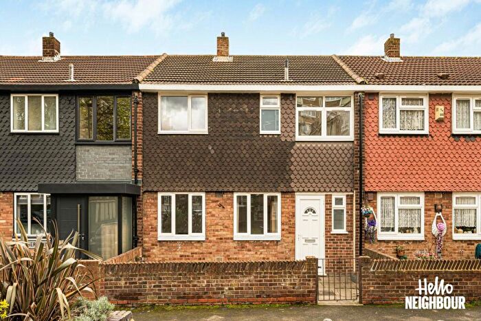 4 Bedroom Terraced House To Rent In Albert Walk, London, E16