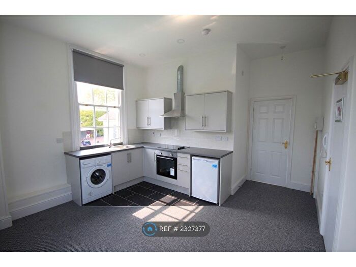 1 Bedroom Flat To Rent In The Whitehouse, Cannock, WS11