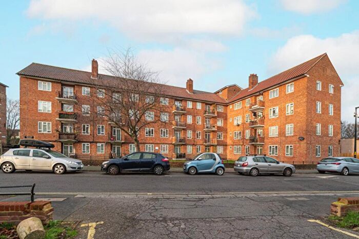 1 Bedroom Flat To Rent In Kingswood Estate, Sydenham, London, SE21