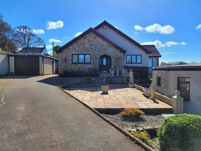 3 Bedroom Bungalow For Sale In Waterloo Port Road, Caernarfon, Gwynedd, LL55
