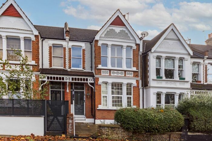 2 Bedroom Flat To Rent In Lushington Road, London, NW10