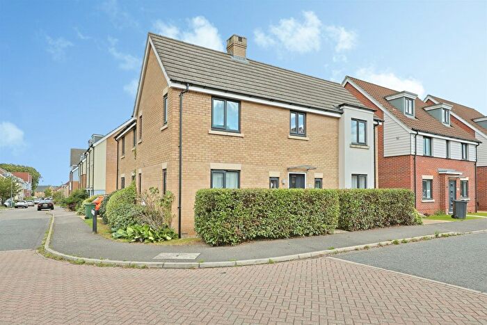 4 Bedroom Detached House For Sale In Peter Pulling Drive, Costessey, Norwich, NR8