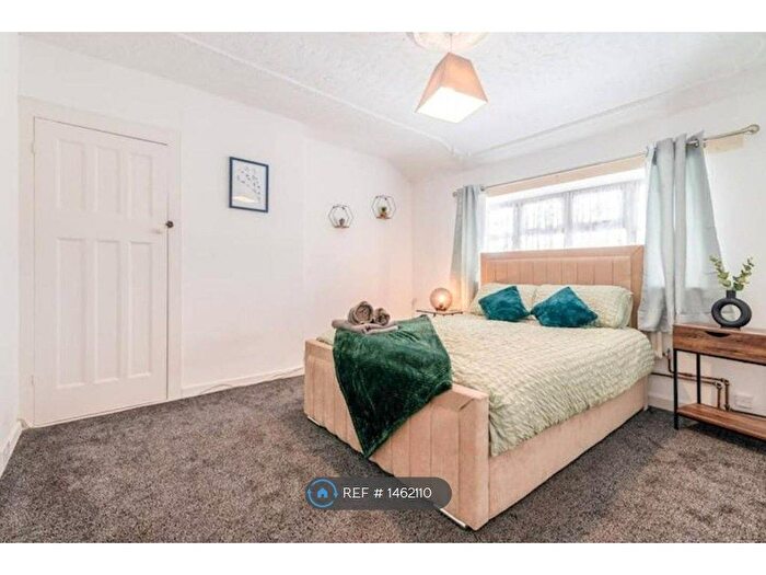 3 Bedroom Semi-Detached House To Rent In Scott Road, Grays, RM16