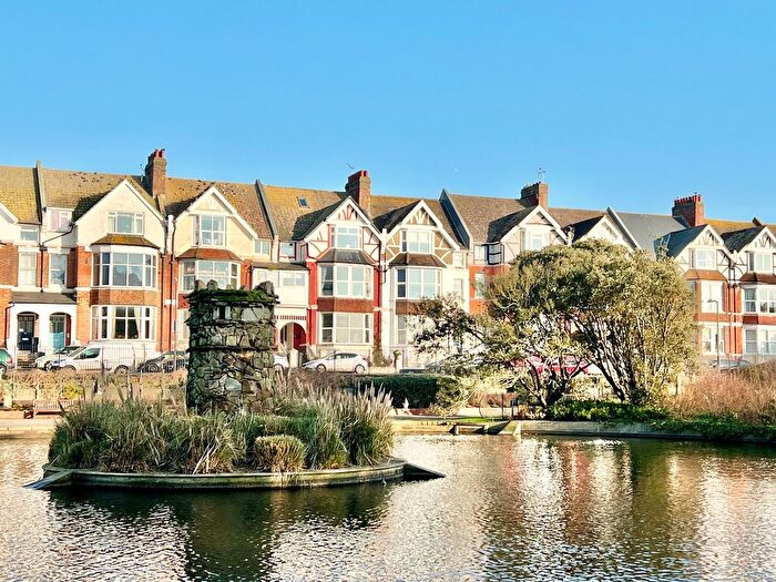 1 Bedroom Flat For Sale In Park Road, Bexhill On Sea, TN39