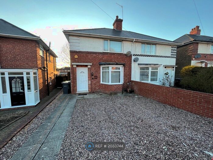 3 Bedroom Semi-Detached House To Rent In Tedstone Road, Quinton, Birmingham, B32