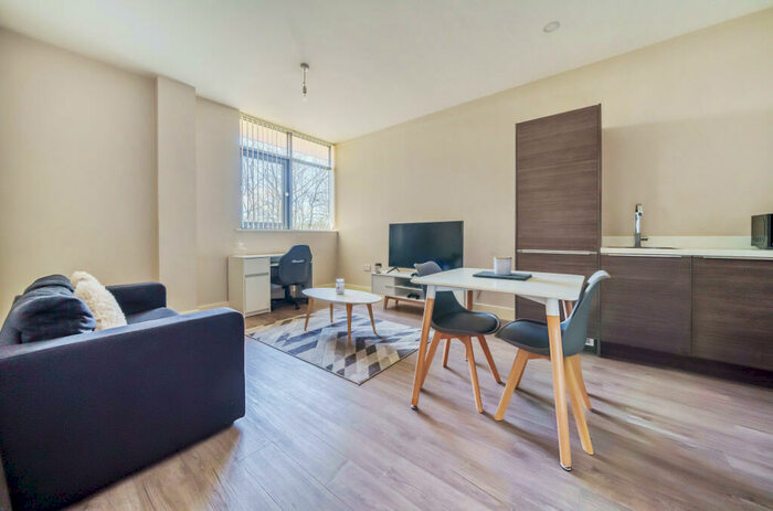 1 Bedroom Flat For Sale In Dawsons Square, Pudsey, West Yorkshire, Uk, LS28