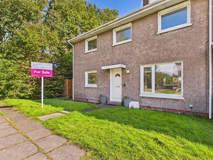 4 Bedroom End Of Terrace House For Sale In Semphill Gardens, Calderwood, East Kilbride, G74