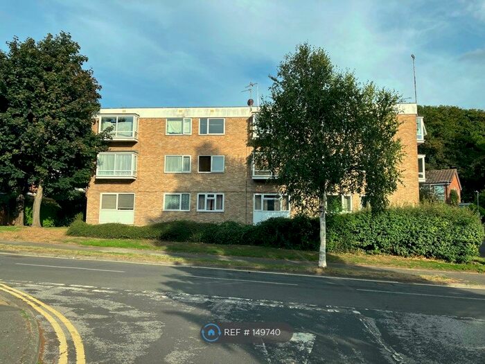 2 Bedroom Flat To Rent In St Pauls Way, Folkestone, CT20