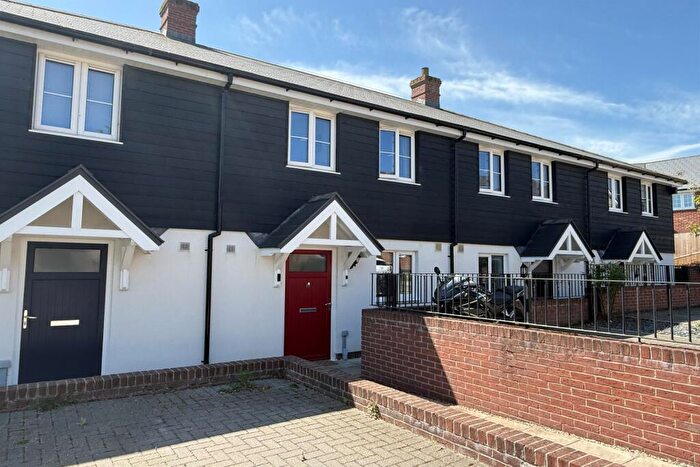3 Bedroom Terraced House For Sale In Sixpenny Handley, SP5