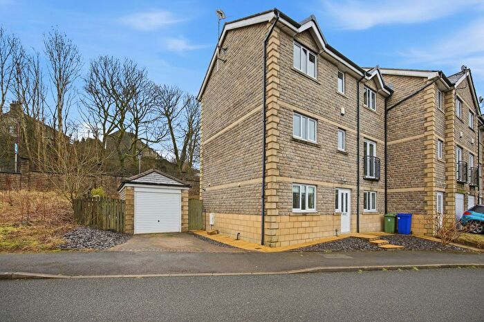 4 Bedroom End Terrace House For Sale In Acre Park, Bacup, OL13