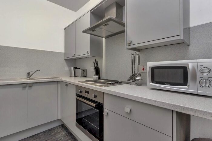 2 Bedroom Flat To Rent In Meadowpark Street, Dennistoun, Glasgow, G31