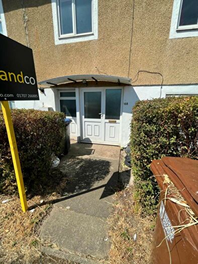 4 Bedroom Terraced House To Rent In Bishops Rise, Hatfield, AL10