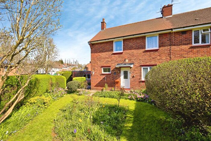 3 Bedroom Semi Detached House For Sale In Merthyr Road, Northampton, Northamptonshire, NN5