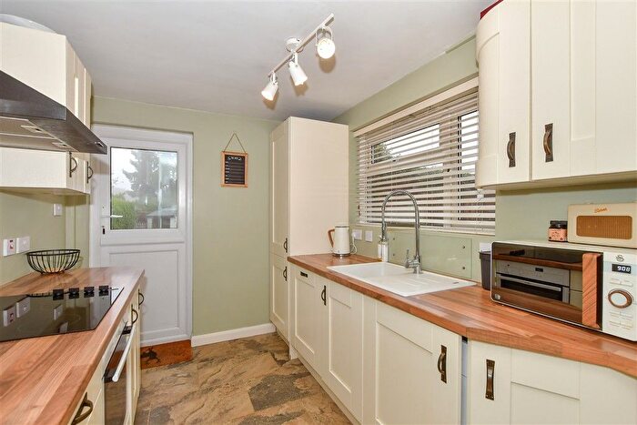 2 Bedroom Semi-Detached House For Sale In Amsbury Road, Coxheath, Maidstone, Kent, ME17