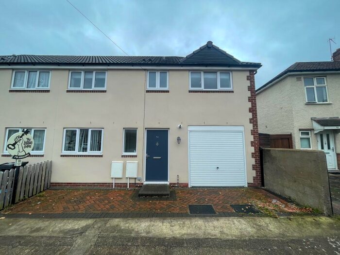 2 Bedroom Semi-Detached House To Rent In Mansfield Street, Bedminster, Bristol, BS3