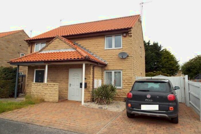 2 Bedroom Property To Rent In Portland Court Mews, Mansfield, NG19