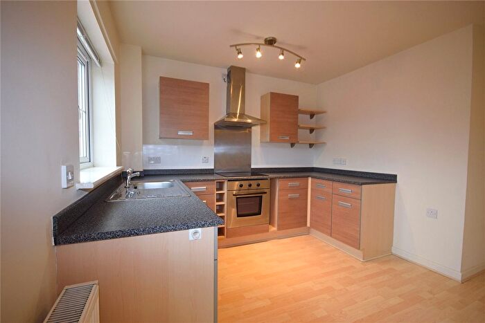 2 Bedroom Flat For Sale In Afon Way, Newtown, Powys, SY16
