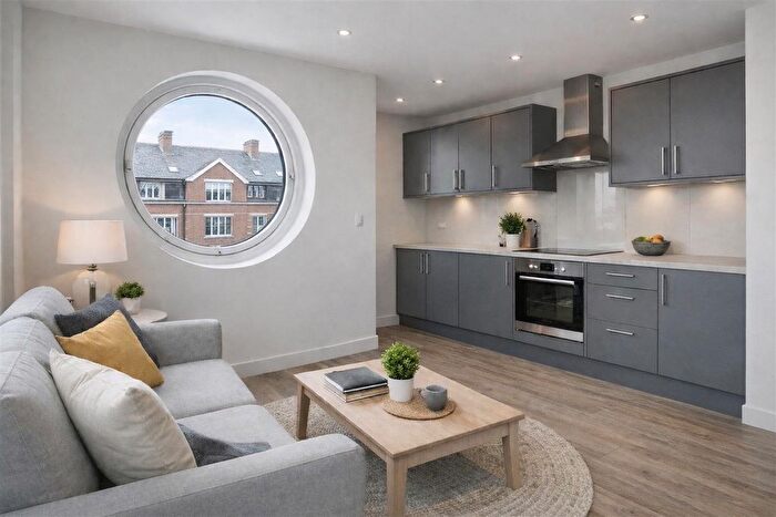 1 Bedroom Flat For Sale In Station Road, West Moors, BH22