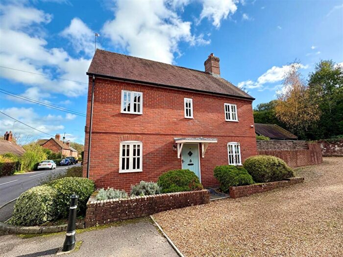 3 Bedroom Semi-Detached House For Sale In Castle Street, Cranborne, BH21