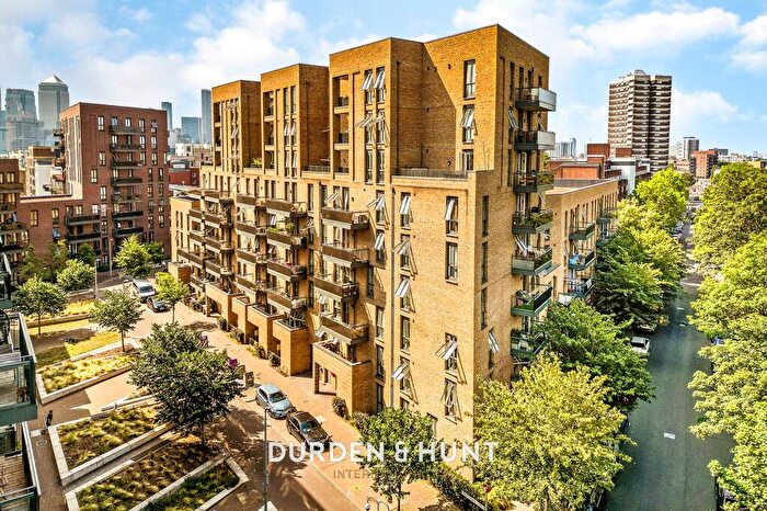 2 Bedroom Flat For Sale In Braid Court, Nellie Cressall Way, E3