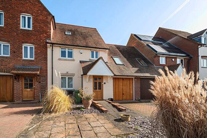 3 Bedroom Town House For Sale In South Quay, Abingdon, Oxfordshire, OX14