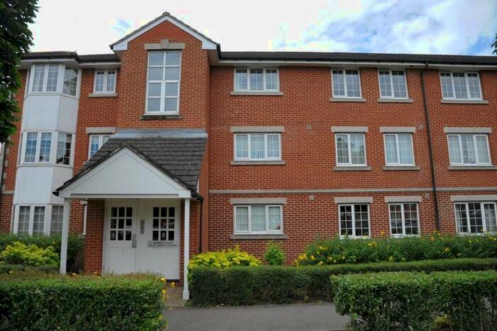 1 Bedroom Flat To Rent In Sigrist Square Kingston, KT2