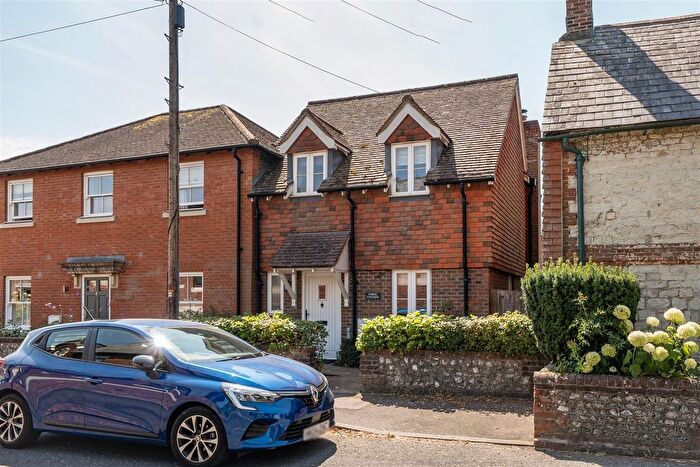 3 Bedroom Semi-Detached House To Rent In South Harting, Petersfield, GU31