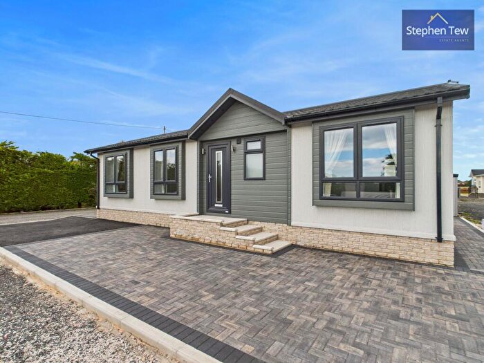 2 Bedroom Park Home For Sale In Moss View Caravan Park, Bambers Lane, FY4