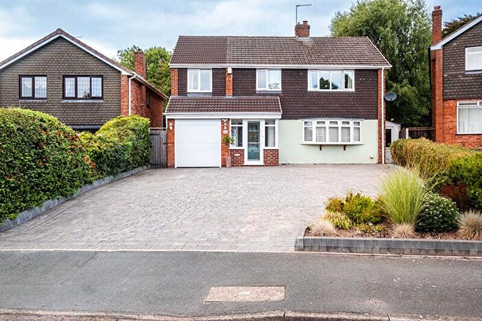 4 Bedroom Detached House For Sale In Longleat, Great Barr, Birmingham, B43