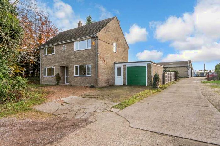 3 Bedroom Detached House To Rent In Fen Road, Bassingbourn, Royston, Hertfordshire, SG8