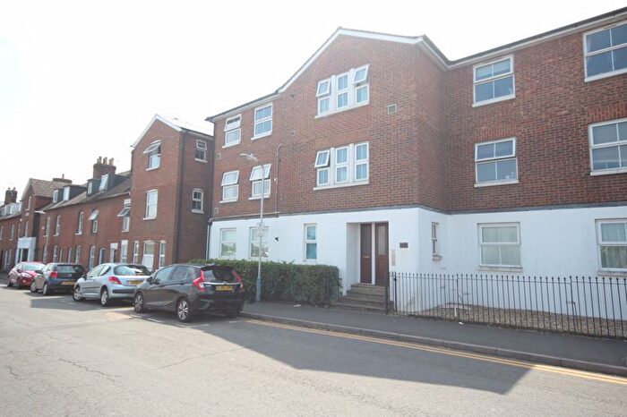 1 Bedroom Flat To Rent In Priory Road, Tonbridge, TN9