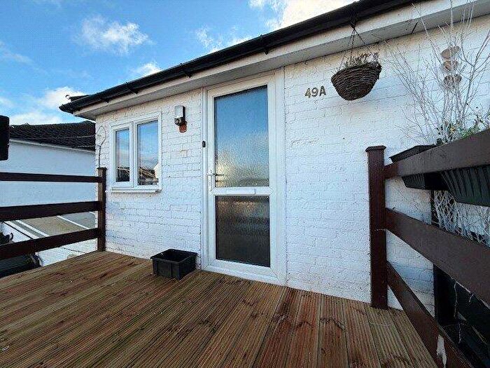 3 Bedroom Maisonette To Rent In Queens Road, Aldershot, GU11