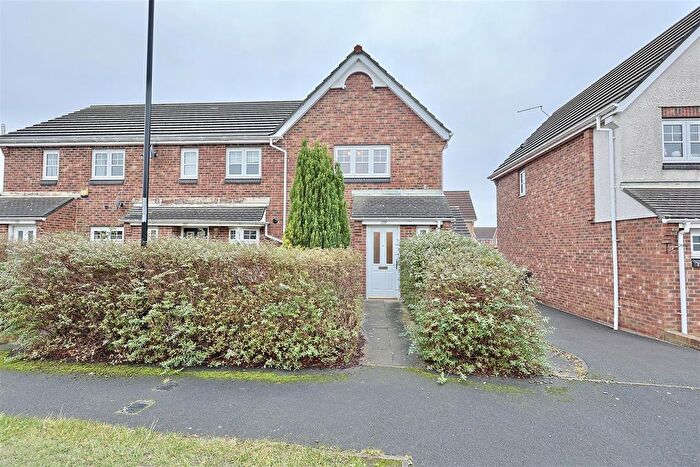 2 Bedroom End Terrace House To Rent In Chesters Avenue, Longbenton, Newcastle Upon Tyne, NE12