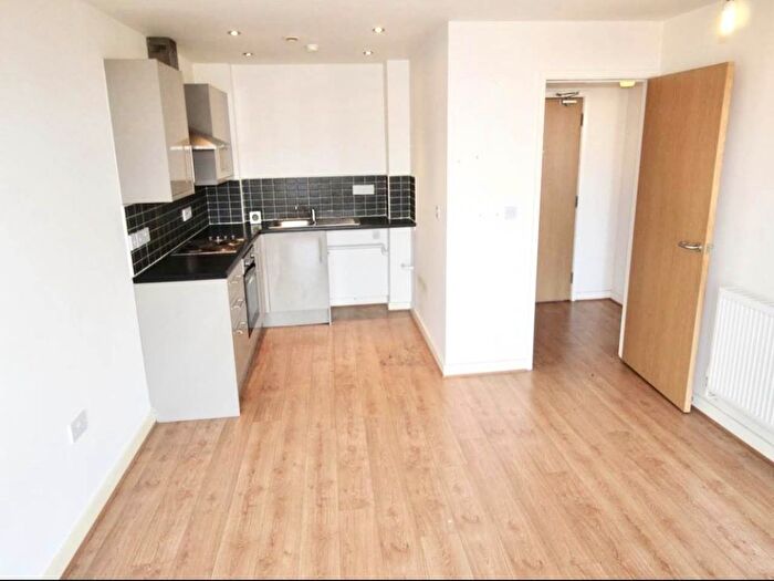 1 Bedroom Flat To Rent In Heelis Street, Heelis Street, S70