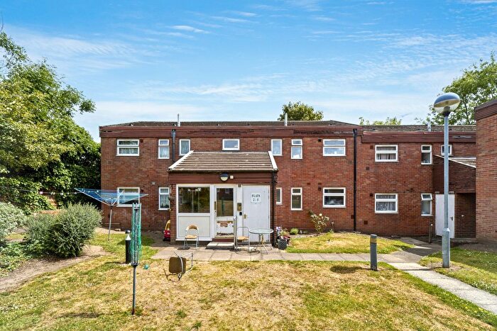 1 Bedroom Flat For Sale In The Furlong, Darlaston, Wednesbury, WS10