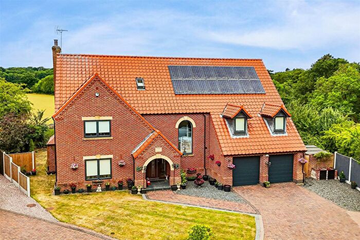 6 Bedroom Detached House For Sale In Manor View, Caunton, Newark, Nottinghamshire, NG23
