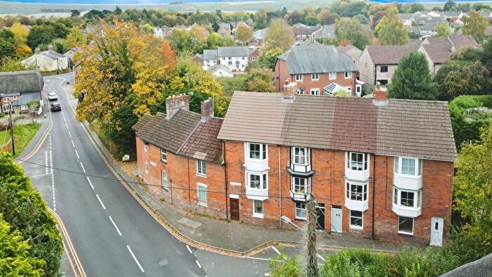 2 Bedroom Terraced House For Sale In Wilcot Road, Pewsey, SN9