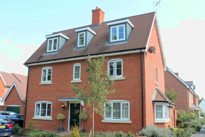 5 Bedroom Detached House To Rent In Heydon Way, Broadbridge Heath, Horsham, RH12