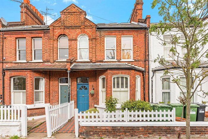 2 Bedroom Flat For Sale In Musard Road, Hammersmith, W6