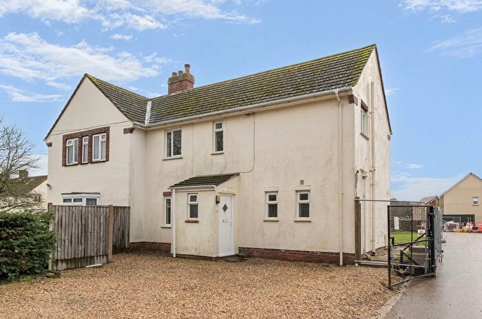 3 Bedroom Semi Detached House For Sale In Elms Close, Broadway, Ilminster, TA19