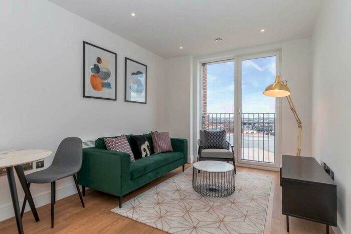 1 Bedroom Apartment To Rent In Timber Yard East, Pershore Street, Birmingham, B5