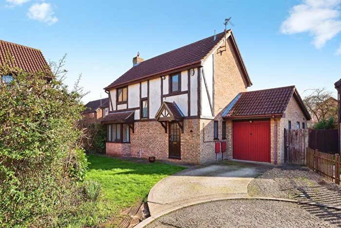 4 Bedroom Detached House For Sale In Campbell Drive, Peterborough, PE4