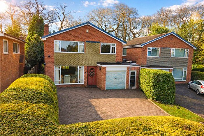 3 Bedroom Detached House For Sale In Alder Close, Sutton Coldfield, B76