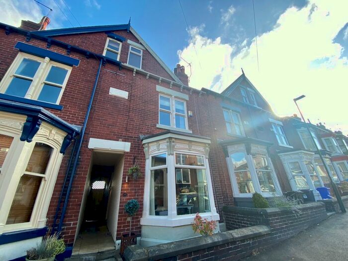 4 Bedroom House To Rent In Roach Road, ., S11