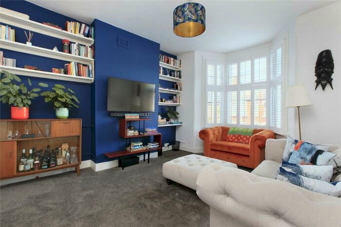 3 Bedroom Maisonette To Rent In Cambray Road, Balham, London, SW12