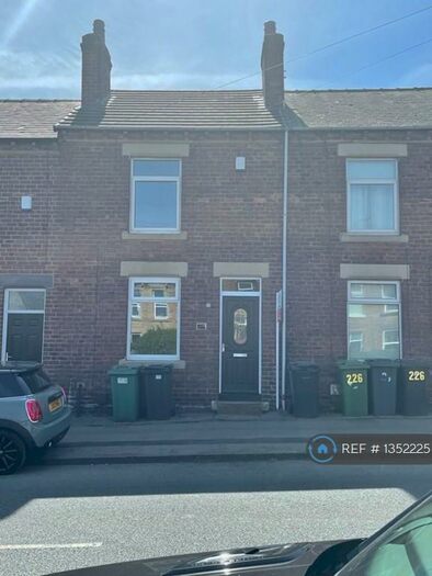 2 Bedroom Terraced House To Rent In Wood Lane, Leeds, LS26
