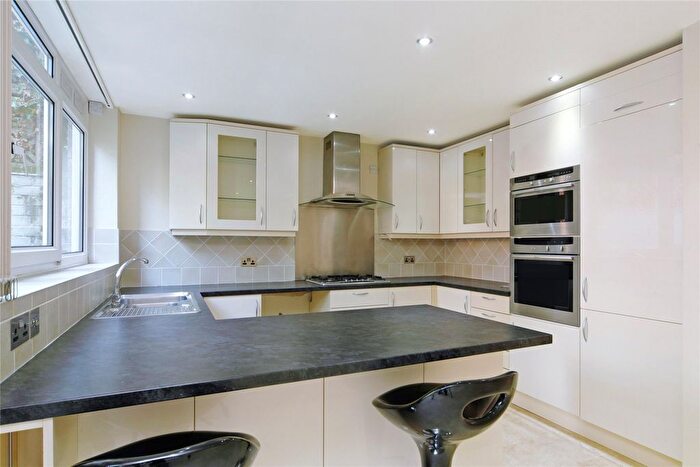 4 Bedroom End Terrace House To Rent In Cedar Court, Somerset Road, Wimbledon, SW19